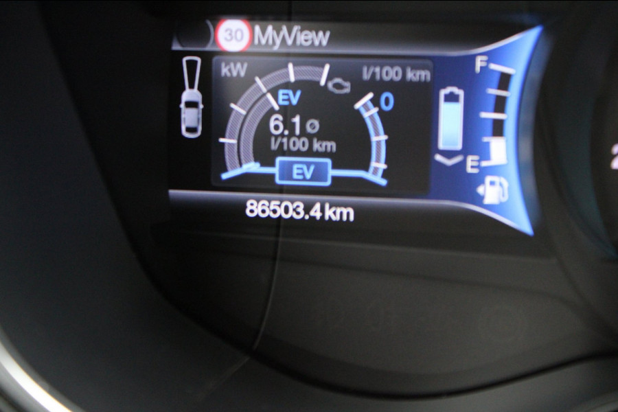 Ford Mondeo 2.0 IVCT HEV Titanium