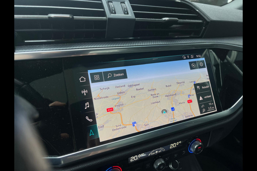 Audi Q3 35 TFSI 3x S Line Pro, Automaat, Pano, CarPlay, Camera, Cruise, Virtual Cockpit, 19"LM