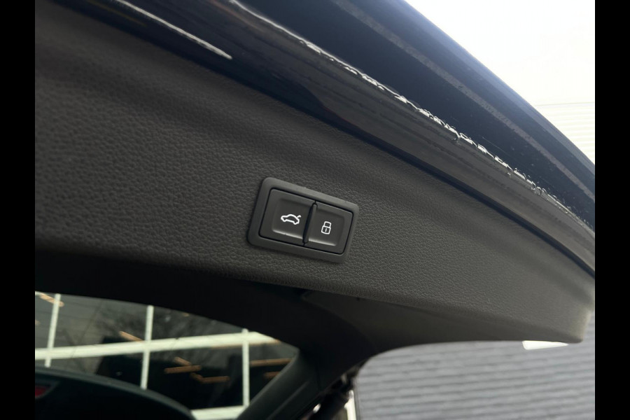 Audi Q3 35 TFSI 3x S Line Pro, Automaat, Pano, CarPlay, Camera, Cruise, Virtual Cockpit, 19"LM