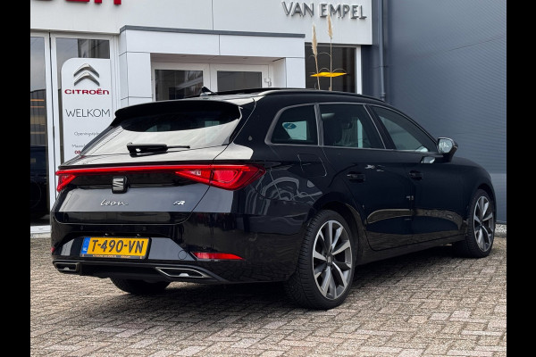 Seat Leon Sportstourer 1.5 eTSI FR Business Intense 150 PK | Schuif-Kantel Dak | NL-Auto | Camera | Beats Audio | Virtual Cockpit