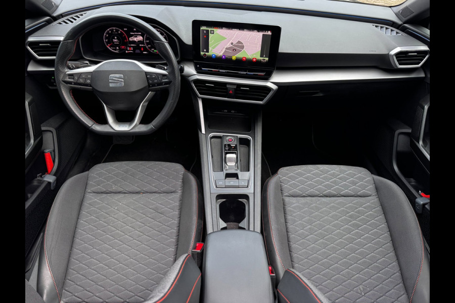 Seat Leon Sportstourer 1.5 eTSI FR Business Intense 150 PK | Schuif-Kantel Dak | NL-Auto | Camera | Beats Audio | Virtual Cockpit