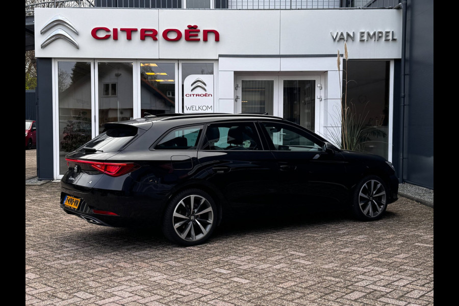 Seat Leon Sportstourer 1.5 eTSI FR Business Intense 150 PK | Schuif-Kantel Dak | NL-Auto | Camera | Beats Audio | Virtual Cockpit
