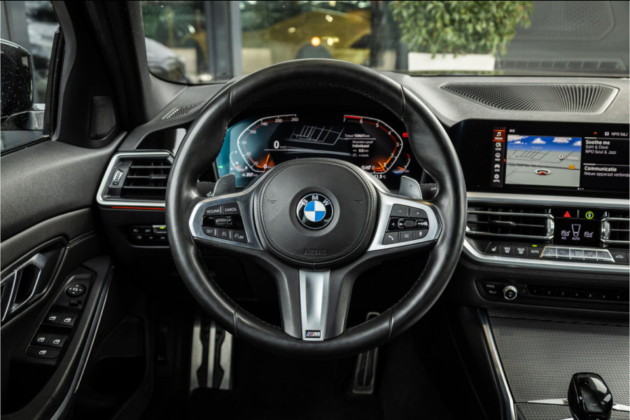 BMW 3-serie 330i High Executive Edition - M Sport | Origineel NL | Volleder | HUD | Camera