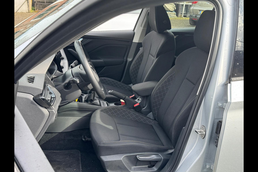 Škoda Kamiq TSI 110PK AMBITION CAMERA/CRUISE/CARPLAY