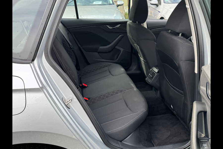 Škoda Kamiq TSI 110PK AMBITION CAMERA/CRUISE/CARPLAY