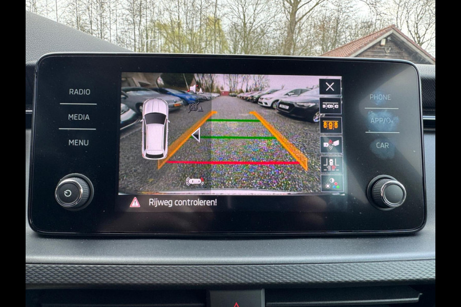 Škoda Kamiq TSI 110PK AMBITION CAMERA/CRUISE/CARPLAY