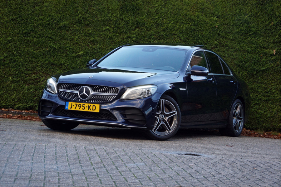 Mercedes-Benz C-Klasse C 180 AMG line | Sound Multibeam Panoramadak Bruin leder Artico