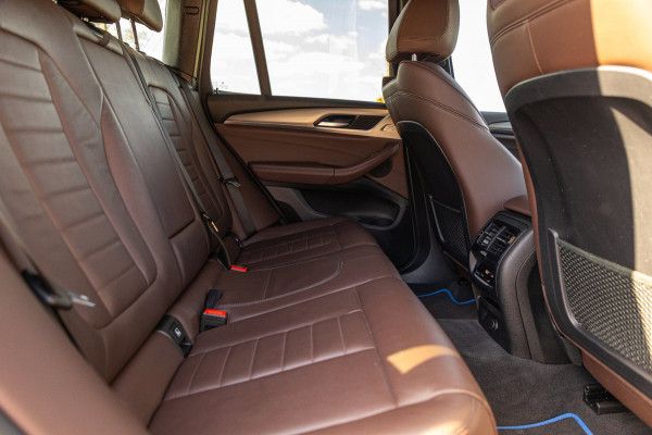 BMW X3 SDrive20i High Executive M-Sport I Panoramadak I Adaptive Led I Mokka Leder I Sportstoelen I BTW