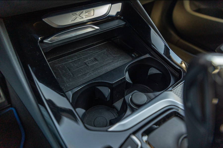 BMW X3 SDrive20i High Executive M-Sport I Panoramadak I Adaptive Led I Mokka Leder I Sportstoelen I BTW