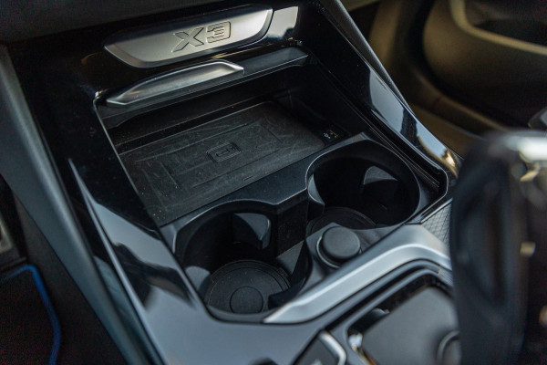 BMW X3 SDrive20i High Executive M-Sport I Panoramadak I Adaptive Led I Mokka Leder I Sportstoelen I BTW