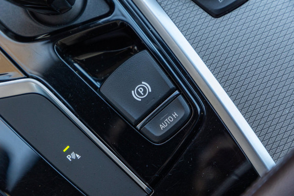 BMW X3 SDrive20i High Executive M-Sport I Panoramadak I Adaptive Led I Mokka Leder I Sportstoelen I BTW