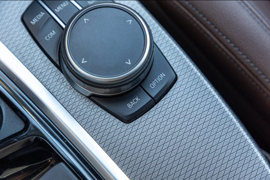 BMW X3 SDrive20i High Executive M-Sport I Panoramadak I Adaptive Led I Mokka Leder I Sportstoelen I BTW