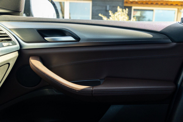 BMW X3 SDrive20i High Executive M-Sport I Panoramadak I Adaptive Led I Mokka Leder I Sportstoelen I BTW