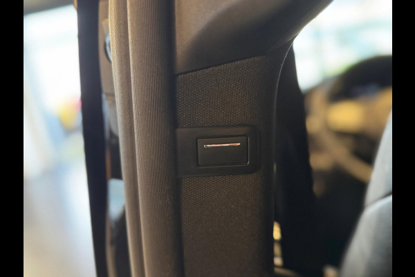 Mercedes-Benz Eqv (BTW) 300 L2 Business Solution Limited 90 kWh / 8 Pers / NAP / Burmester / 360 Camera / Leer / Sfeerverlichting