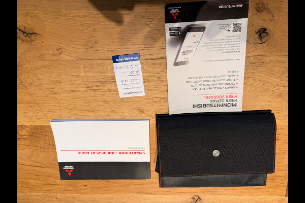 Mitsubishi Outlander 2.4 PHEV AWD Plug-in Hybride Intense+ Navigatie Camera Trekhaak