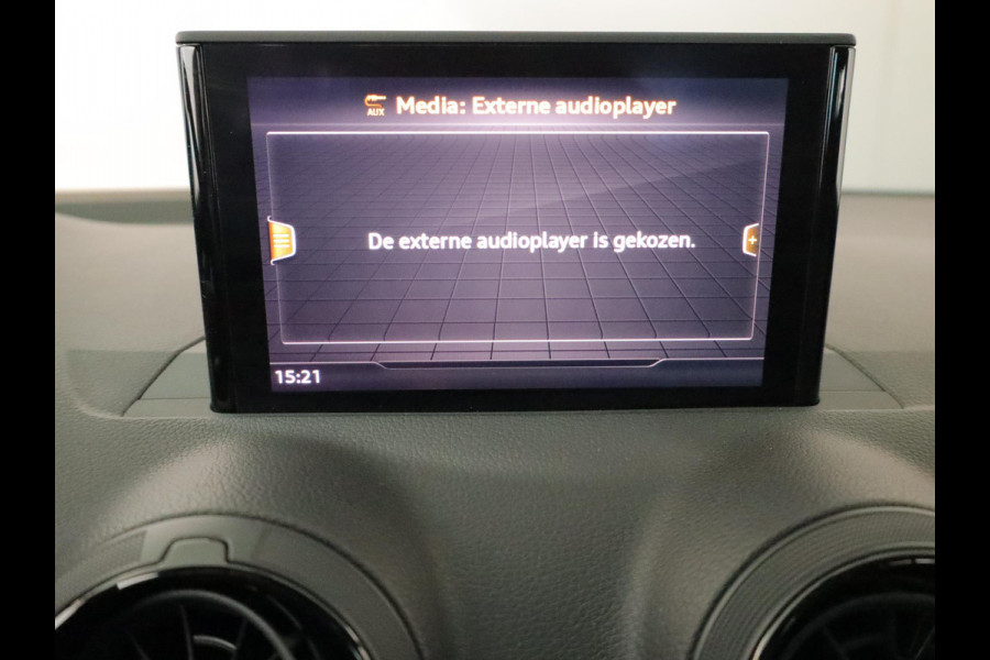 Audi Q2 1.4 TFSI CoD Sport Pro Line 150pk AUT| 17'LM-velgen| Sportstoelen| Parksensors| Navi