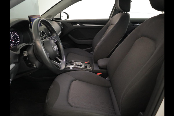 Audi A3 Sportback 1.4 e-tron Sport 204pk | Parksensors| Camera| 17'LM-velgen | verwarmde voorstoelen