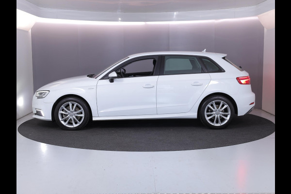 Audi A3 Sportback 1.4 e-tron Sport 204pk | Parksensors| Camera| 17'LM-velgen | verwarmde voorstoelen