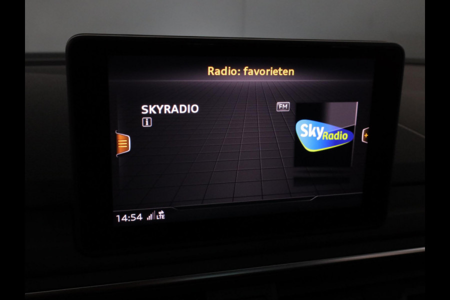 Audi A4 Avant 35 TFSI Sport Lease Edition 150pk | Navigatie | 17 inch Lichtmetalen velgen | Climatronic |   Sportstoelen | Parkeersensoren achter