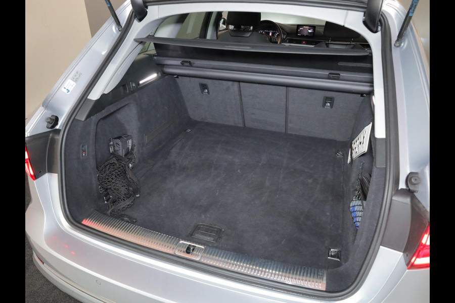 Audi A4 Avant 35 TFSI Sport Lease Edition 150pk | Navigatie | 17 inch Lichtmetalen velgen | Climatronic |   Sportstoelen | Parkeersensoren achter