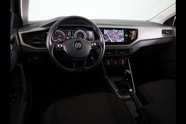 Volkswagen Polo 1.0 TSI Comfortline 95 pk | Navigatie | Parkeersensoren | Adaptieve cruise control | Apple Carplay/Android Auto |