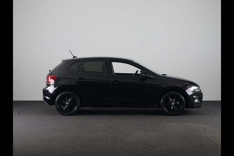 Volkswagen Polo 1.0 TSI Comfortline 95 pk | Navigatie | Parkeersensoren | Adaptieve cruise control | Apple Carplay/Android Auto |