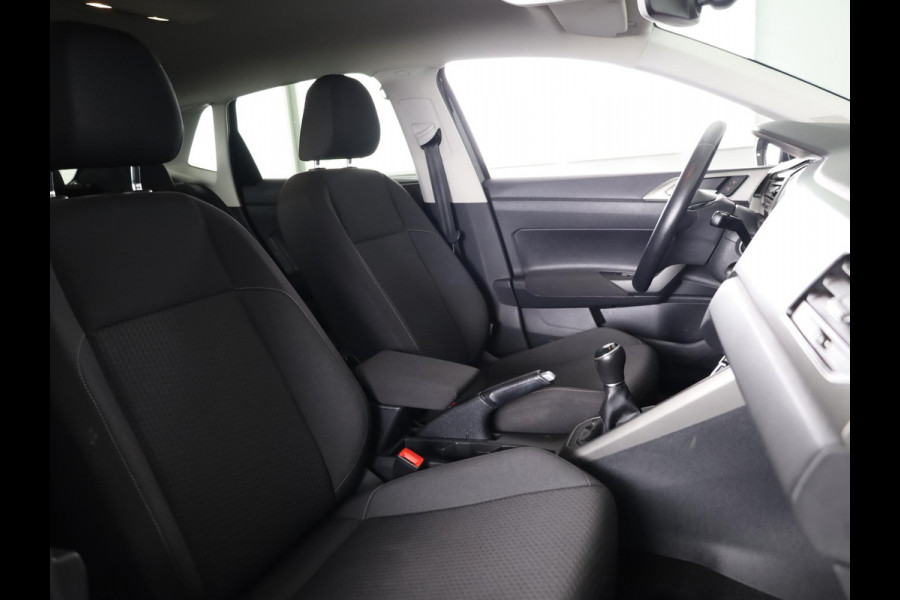 Volkswagen Polo 1.0 TSI Comfortline 95 pk | Navigatie | Parkeersensoren | Adaptieve cruise control | Apple Carplay/Android Auto |