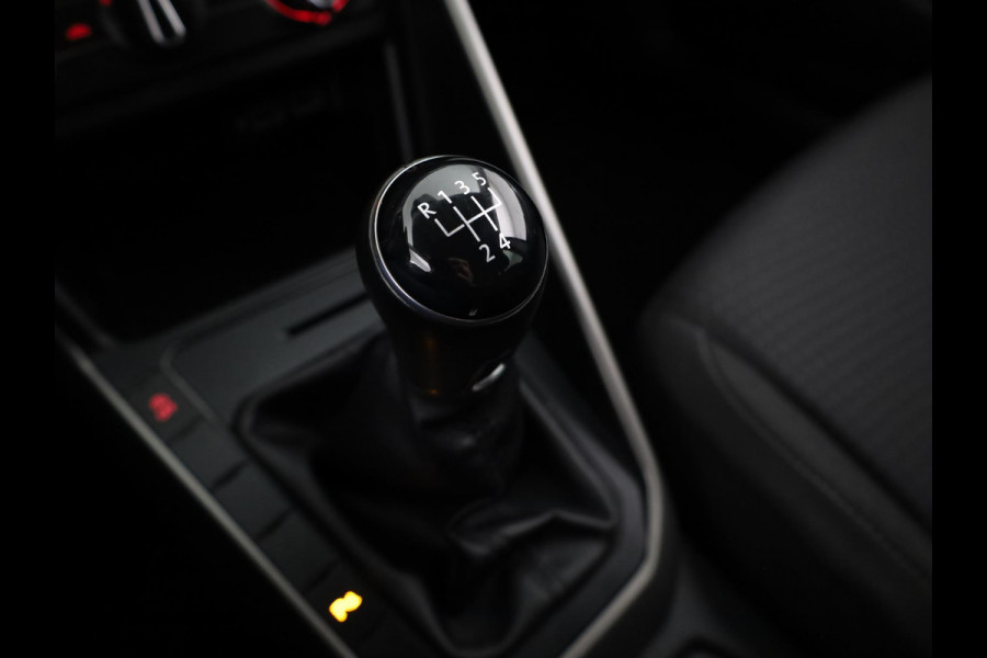 Volkswagen Polo 1.0 TSI Comfortline 95 pk | Navigatie | Parkeersensoren | Adaptieve cruise control | Apple Carplay/Android Auto |