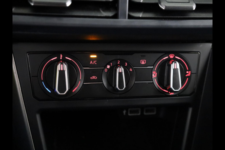 Volkswagen Polo 1.0 TSI Comfortline 95 pk | Navigatie | Parkeersensoren | Adaptieve cruise control | Apple Carplay/Android Auto |