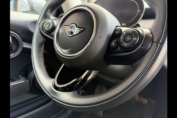 MINI 1.5 / Navigatie / Alarm Klasse 3 / 1e Eigenaar / NED-MINI / Business-Pakket / ALL-Season / LED-mistlampen /