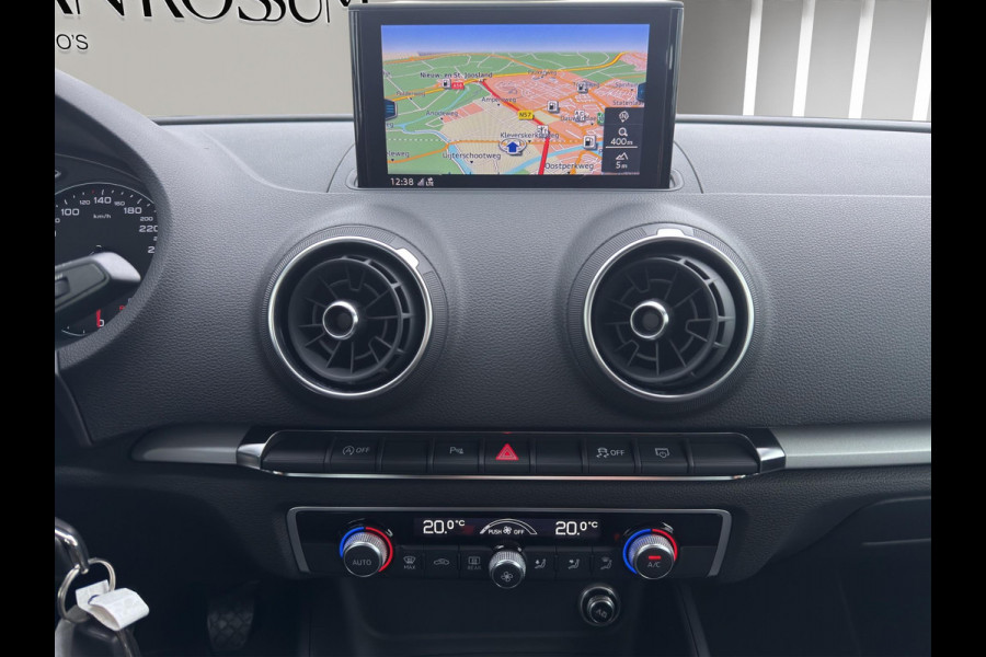 Audi A3 Sportback 30 TFSI | Navi | Parkeersensors V+A | Airco (automatisch) | 16"| Bluetooth |