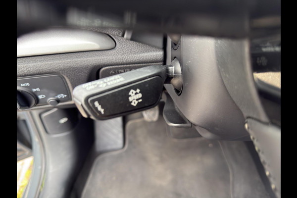 Audi A3 Sportback 30 TFSI | Navi | Parkeersensors V+A | Airco (automatisch) | 16"| Bluetooth |