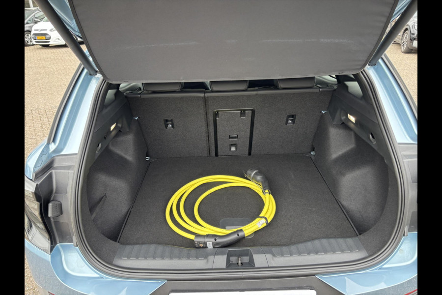 Ford Explorer Extended Range RWD 77 kWh | Warmtepomp | 360 graden camera | Head up Display | Elektrische achterklep |  All season banden