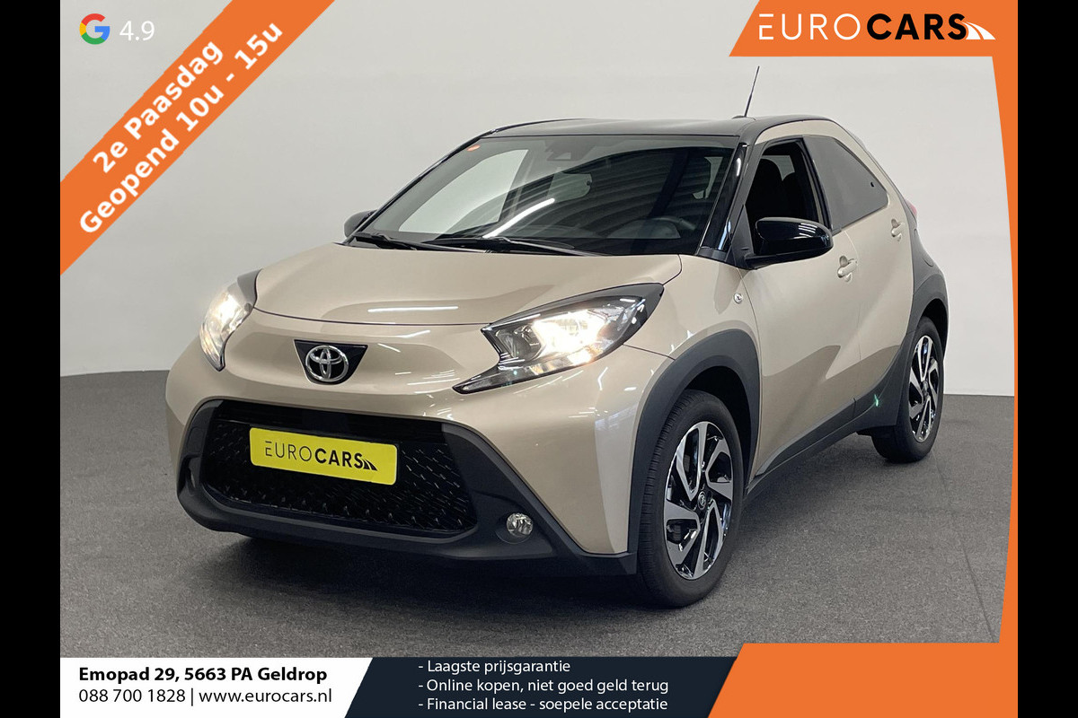 Toyota Aygo X 1.0 VVT-i Automaat Pulse Navigatie Apple Carplay/Android Auto Camera 17" Lichtmetalen Velgen Climate Control Adaptive Cruise Control Two Tone