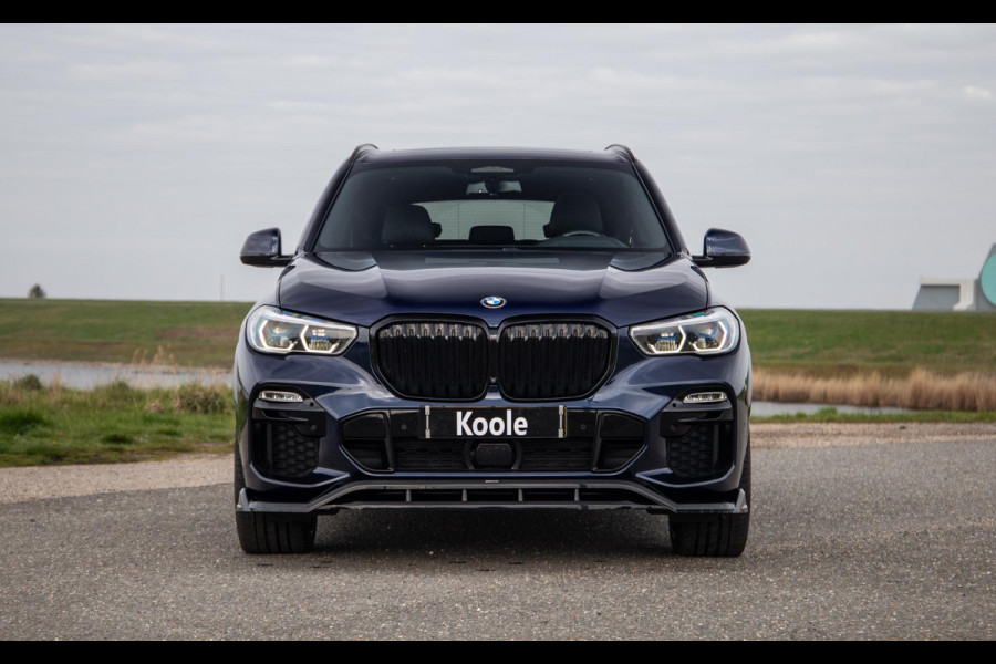 BMW X5 xDrive45e High Executive SKYLOUNGE / LASER / 4WIELSTURING / DIMAND POOK / LEDER / MAXTON / M PAKKET