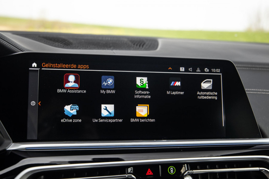 BMW X5 xDrive45e High Executive SKYLOUNGE / LASER / 4WIELSTURING / DIMAND POOK / LEDER / MAXTON / M PAKKET