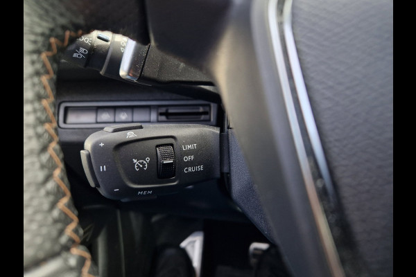 Peugeot 3008 1.2 EAT8 130Pk GT- Line /1e eigenaar /Stoelverwarming