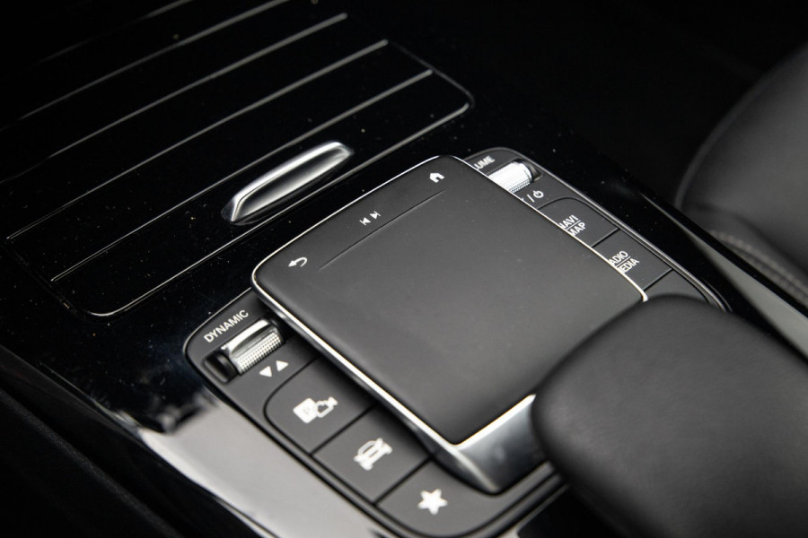 Mercedes-Benz A-Klasse 250 e Business Line AUTOMAAT / LEDER / CRUISE CONTROLE / CAMERA / CARPLAY