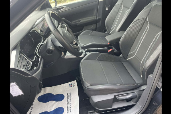 Volkswagen Taigo 1.0 TSI R-Line Business 'Ruby Red' / stoelverwarming / CarPlay