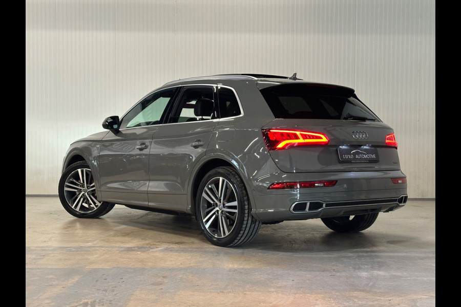 Audi Q5 55 TFSI e Quattro Competition | PANO | S--LINE | NARDO | TREKHAAK | LUCHTVERING