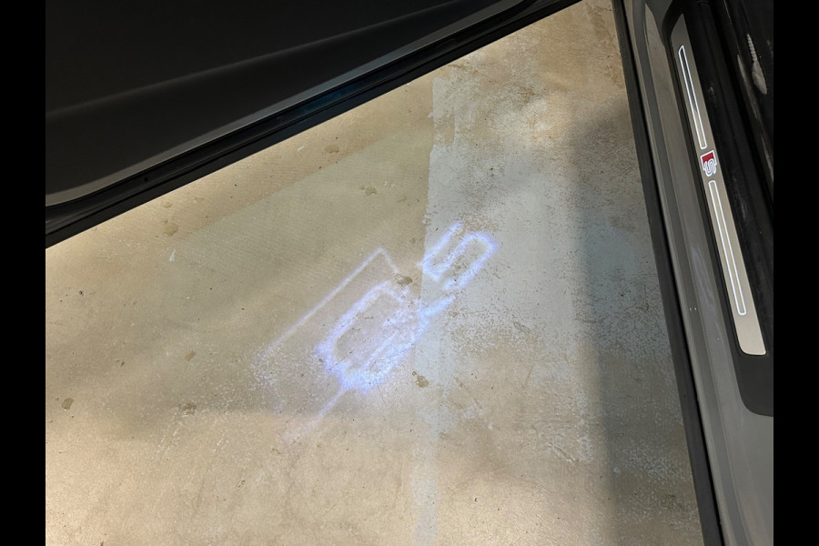 Audi Q5 55 TFSI e Quattro Competition | PANO | S--LINE | NARDO | TREKHAAK | LUCHTVERING