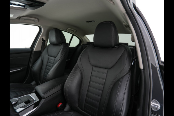 BMW 3-serie 330e eDrive Edition (Plug-In) (INCL-BTW) Aut. *LEATHER | FULL-LED | DIGI-COCKPIT | HEATED-SPORTSEATS | PRIVACYGLASS | AMBIENTLIGHT | DAB | NAVI-FULLMAP | ECC | CARPLAY | PDC | CRUI/SE | 18''ALU*