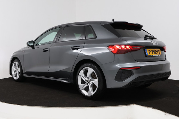Audi A3 Sportback 30 TFSI S edition (DIGITALE COCKPIT, CRUISE CONTROL ADAPTIEF, NAVIGATIE, PARKEERSENSOREN)