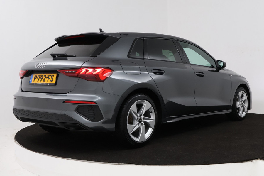 Audi A3 Sportback 30 TFSI S edition (DIGITALE COCKPIT, CRUISE CONTROL ADAPTIEF, NAVIGATIE, PARKEERSENSOREN)