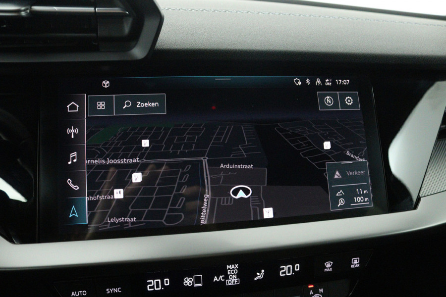 Audi A3 Sportback 30 TFSI S edition (DIGITALE COCKPIT, CRUISE CONTROL ADAPTIEF, NAVIGATIE, PARKEERSENSOREN)