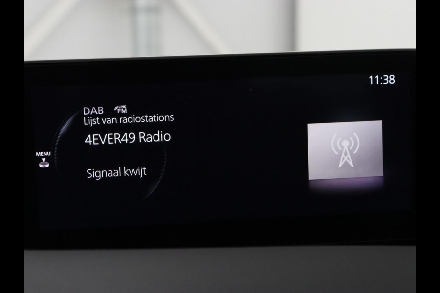 Mazda 3 2.0 e-SkyActiv-X M Hybrid 180 Luxury | Leder | Head-Up | Stoelverwarming | Trekhaak | Bose Sound | Camera | Carplay | Memory | Adaptive cruise | Navigatie | Full LED | Stuurverwarming | Keyless