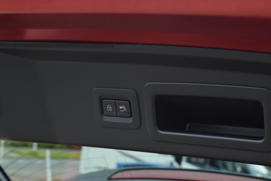 Mazda CX-30 2.0 e-SkyActiv-X M Hybrid Luxury