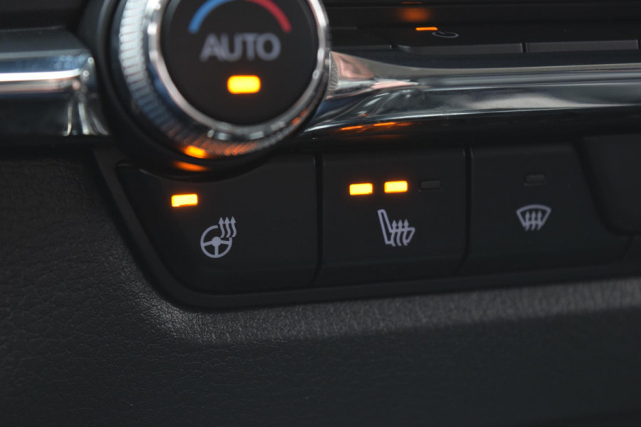 Mazda CX-30 2.0 e-SkyActiv-X M Hybrid Luxury