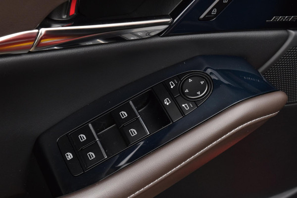 Mazda CX-30 2.0 e-SkyActiv-X M Hybrid Luxury