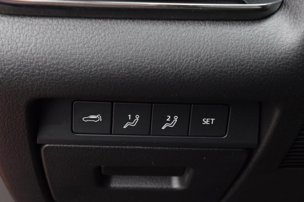 Mazda CX-30 2.0 e-SkyActiv-X M Hybrid Luxury